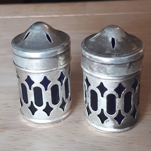 *Antique*SilverPlate* Cobalt Blue Glass Shakers - Picture 6 of 6